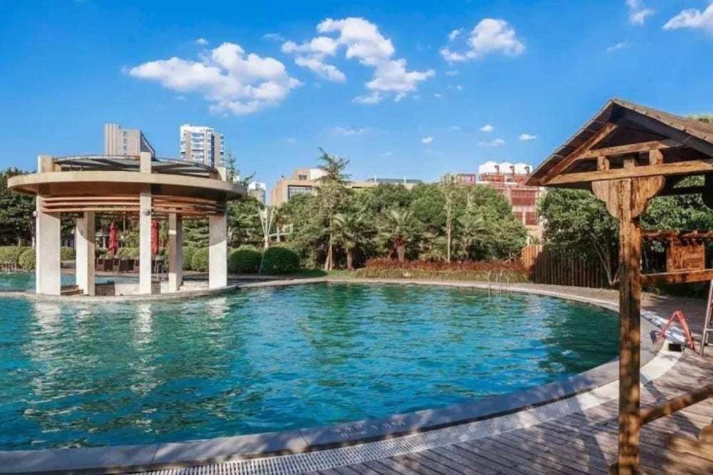 Suzhou Phoenix Hotspring Resort Zhangjiagang Esterno foto