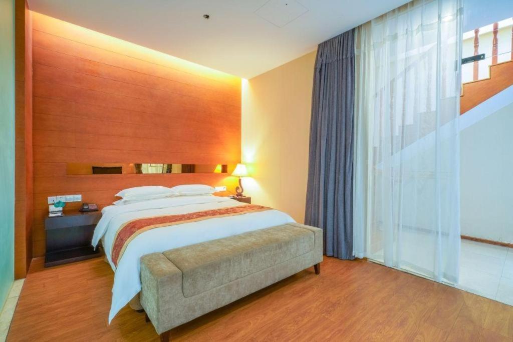 Suzhou Phoenix Hotspring Resort Zhangjiagang Esterno foto