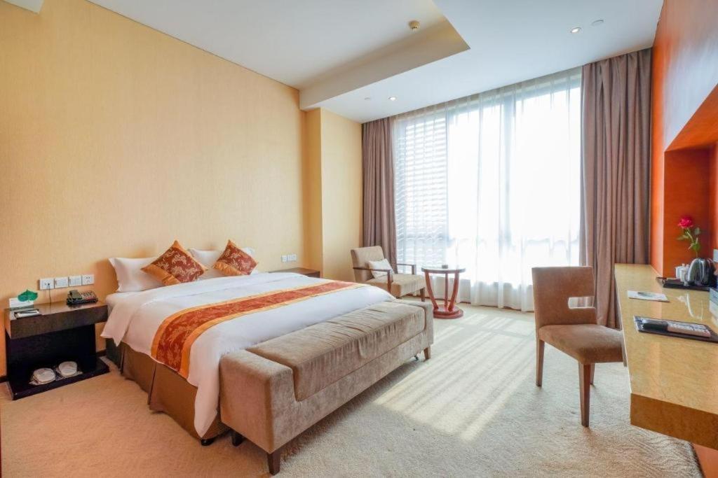 Suzhou Phoenix Hotspring Resort Zhangjiagang Esterno foto